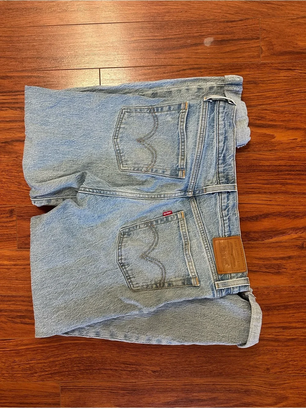 Signature by Levi Strauss Light Blue Cropped Women's Jeans - Picture 4 of 5